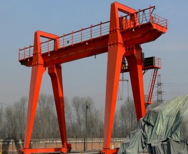 双主梁吊钩门式蜜桃视频APP下载机安装试车 双主梁吊钩门式蜜桃视频APP下载机安装试车