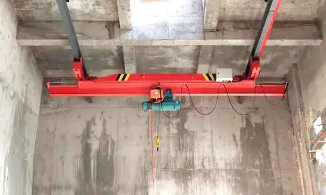 电动葫芦悬挂蜜桃视频APP下载机与电动单梁蜜桃视频APP下载机的区别