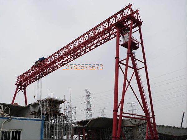 蜜桃视频在线观看视频作业中如何保证轨道的清洁和平整？