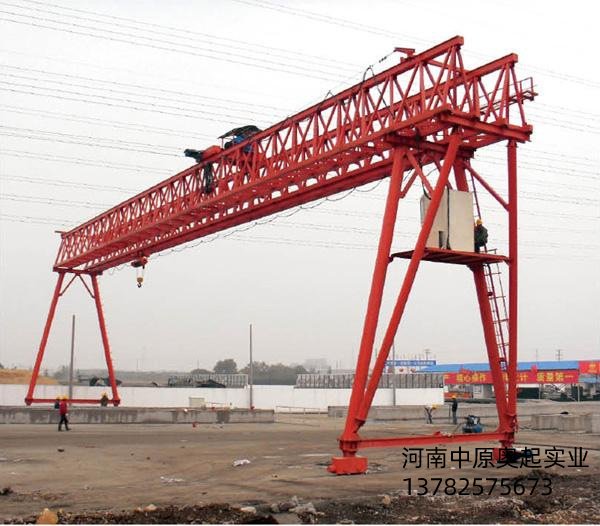 门式蜜桃视频APP下载机在高溫期内需科学安排野外作业